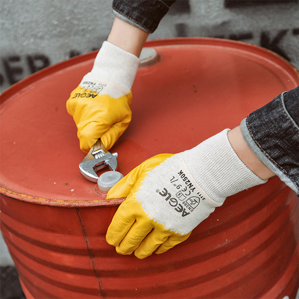 羿科60604102 YN250K防油耐磨丁腈手套圖片1