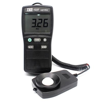 臺灣泰仕TES-1337數字照度計圖片3
