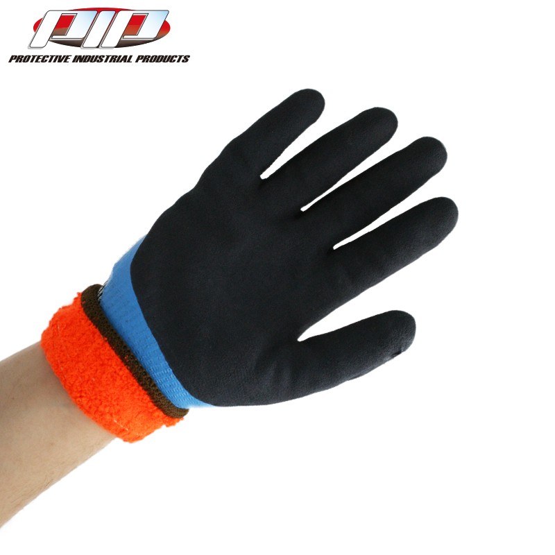 PIP 16-820防割耐磨耐低溫手套圖片1