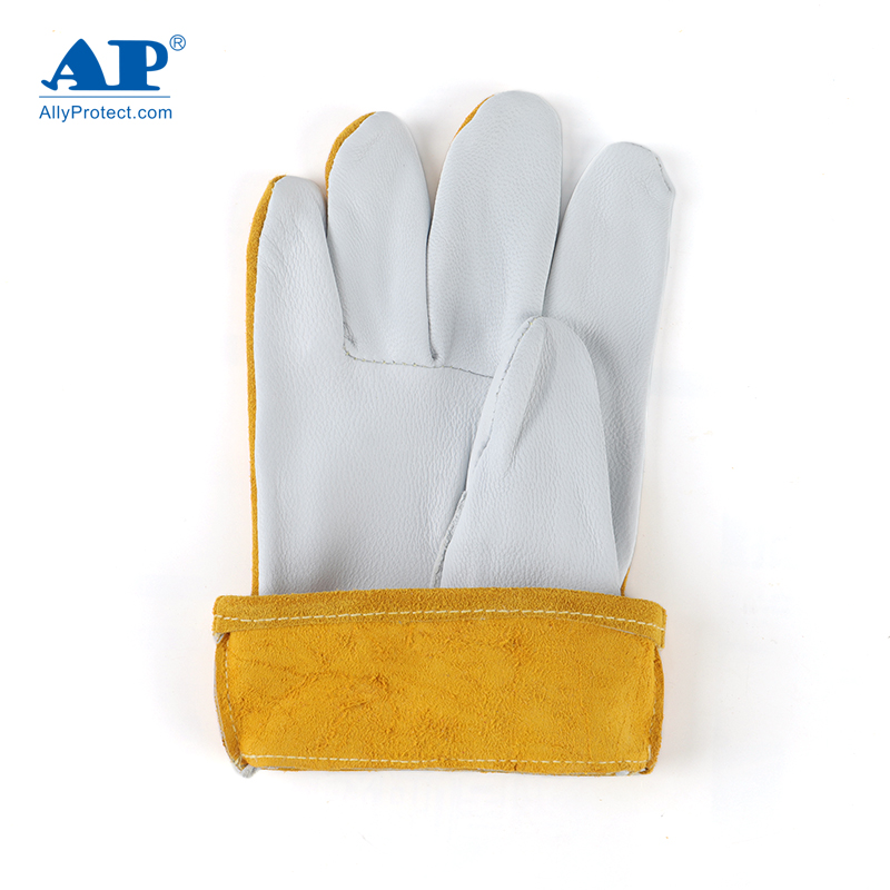 友盟AP-1188防火隔熱羊青皮電焊手套圖片2 友盟AP-1188防火隔熱羊青皮電焊手套圖片2