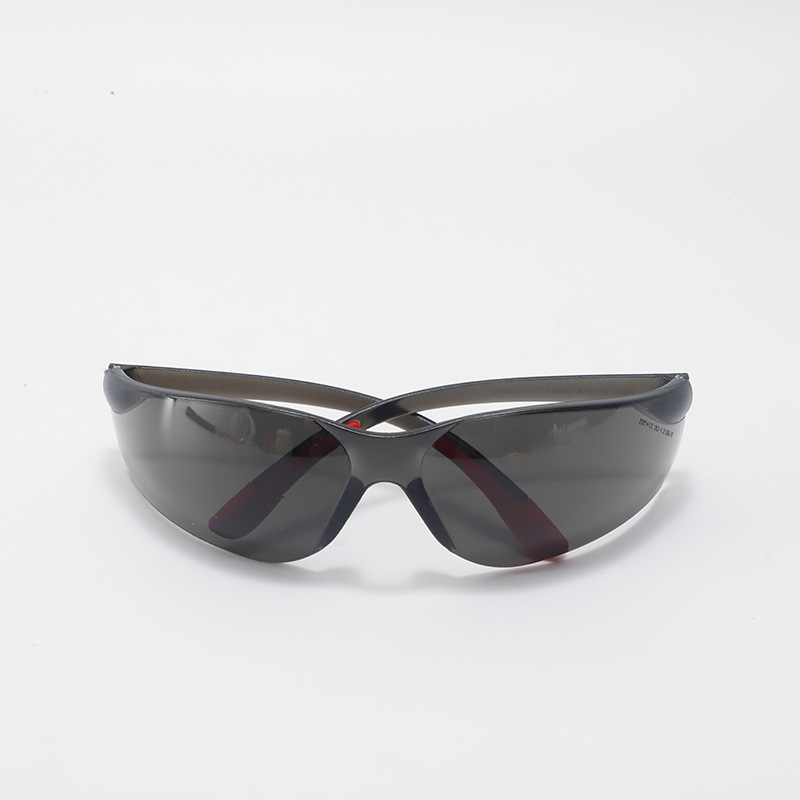 定和DH4015黑色鏡片抗沖擊防護(hù)眼鏡圖片4 定和DH4015黑色鏡片抗沖擊防護(hù)眼鏡圖片4