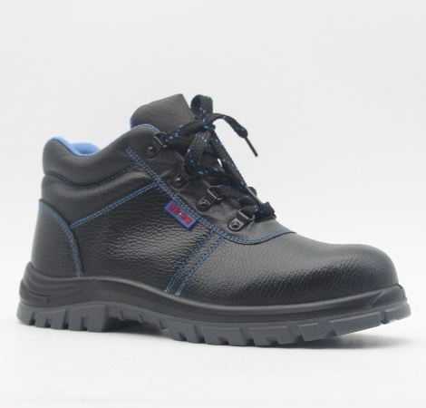 華信吉豹WB331經(jīng)典安全鞋勞保鞋