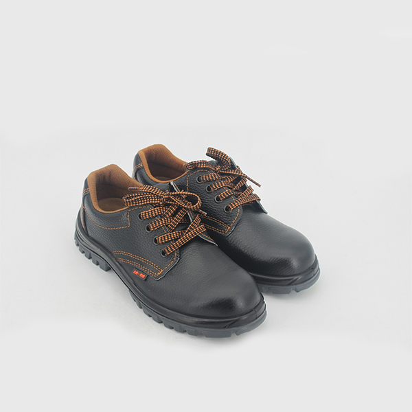 華信吉豹X315P低幫防砸安全鞋
