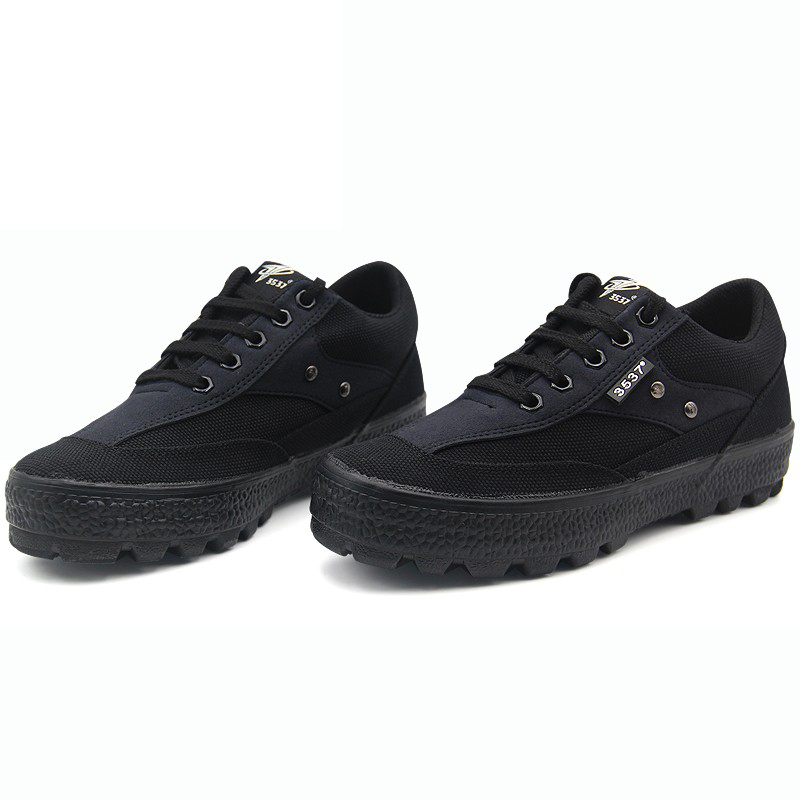 3537雷鳥耐磨防滑透氣防臭勞保鞋