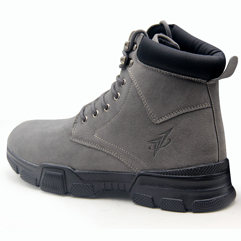 3537 M1341114011戰(zhàn)斧輕便耐磨防臭防滑勞保鞋