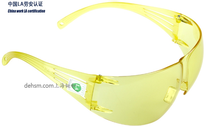 3M SF203AF透明防霧防護眼鏡圖片-側(cè)面