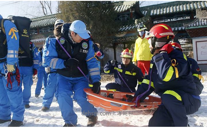 急救擔架的種類及使用方法